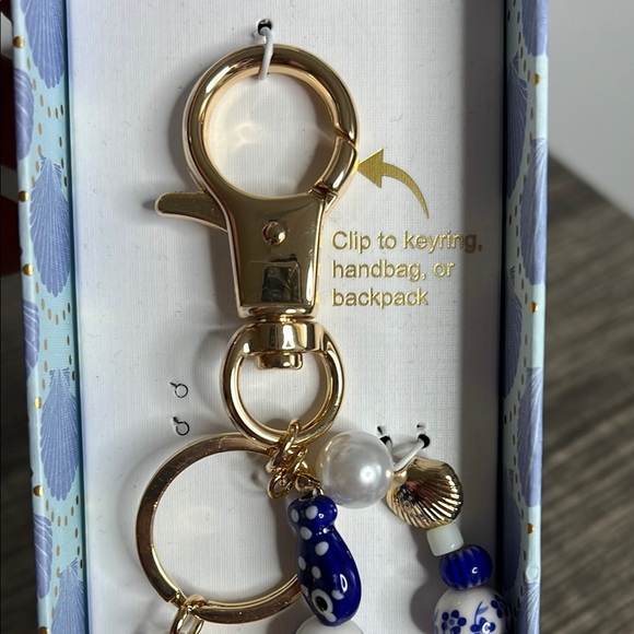 🐟✨ Stunning Piper K Fish Bag Charm with Gems - The Fish Moves! 💎💖 - Picture 4 of 5